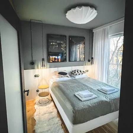 Stylish Asylum Quality, Quiet, Great Location Apartman Krakkó
