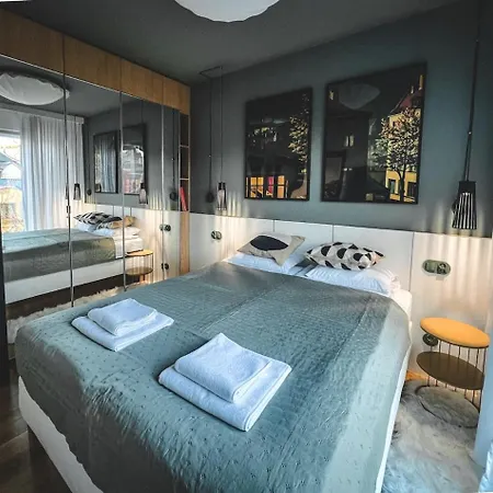 Apartment Stylish Asylum Quality, Quiet, Great Location Krakow