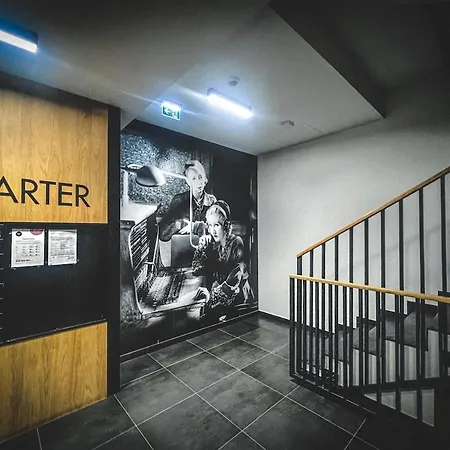 Stylish Asylum Quality, Quiet, Great Location Apartment Krakow