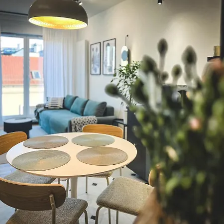 Stylish Asylum Quality, Quiet, Great Location Krakow