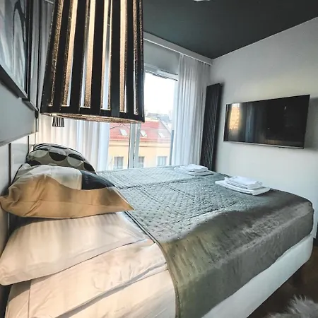 Apartment Stylish Asylum Quality, Quiet, Great Location Krakow