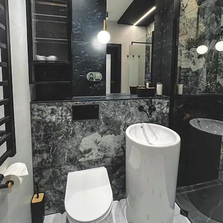 Apartment Stylish Asylum Quality, Quiet, Great Location Krakow