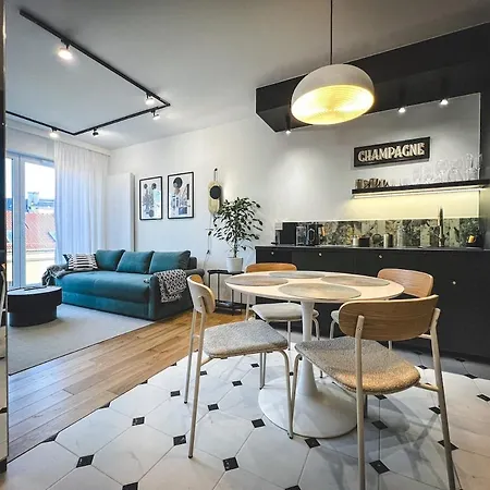 アパート Stylish Asylum Quality, Quiet, Great Location *